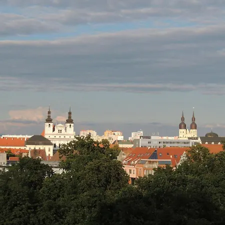 V Strede Trnavy Apartman Nagyszombat